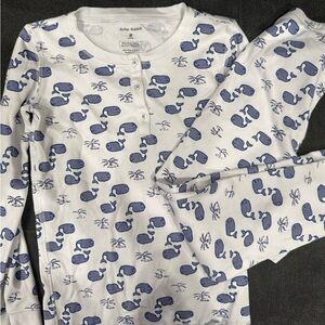 EUC kids roller rabbit pajamas. The Original Moby Print. Size 8 but runs small